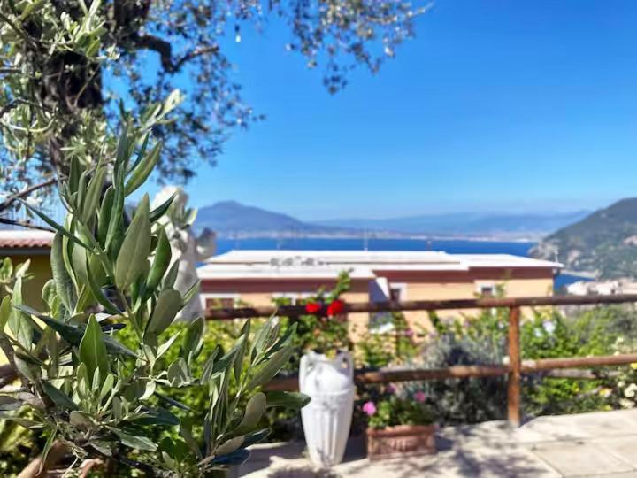 Elisabeth Seaview Apartments Sorrento Coast Vico Equense Exterior foto