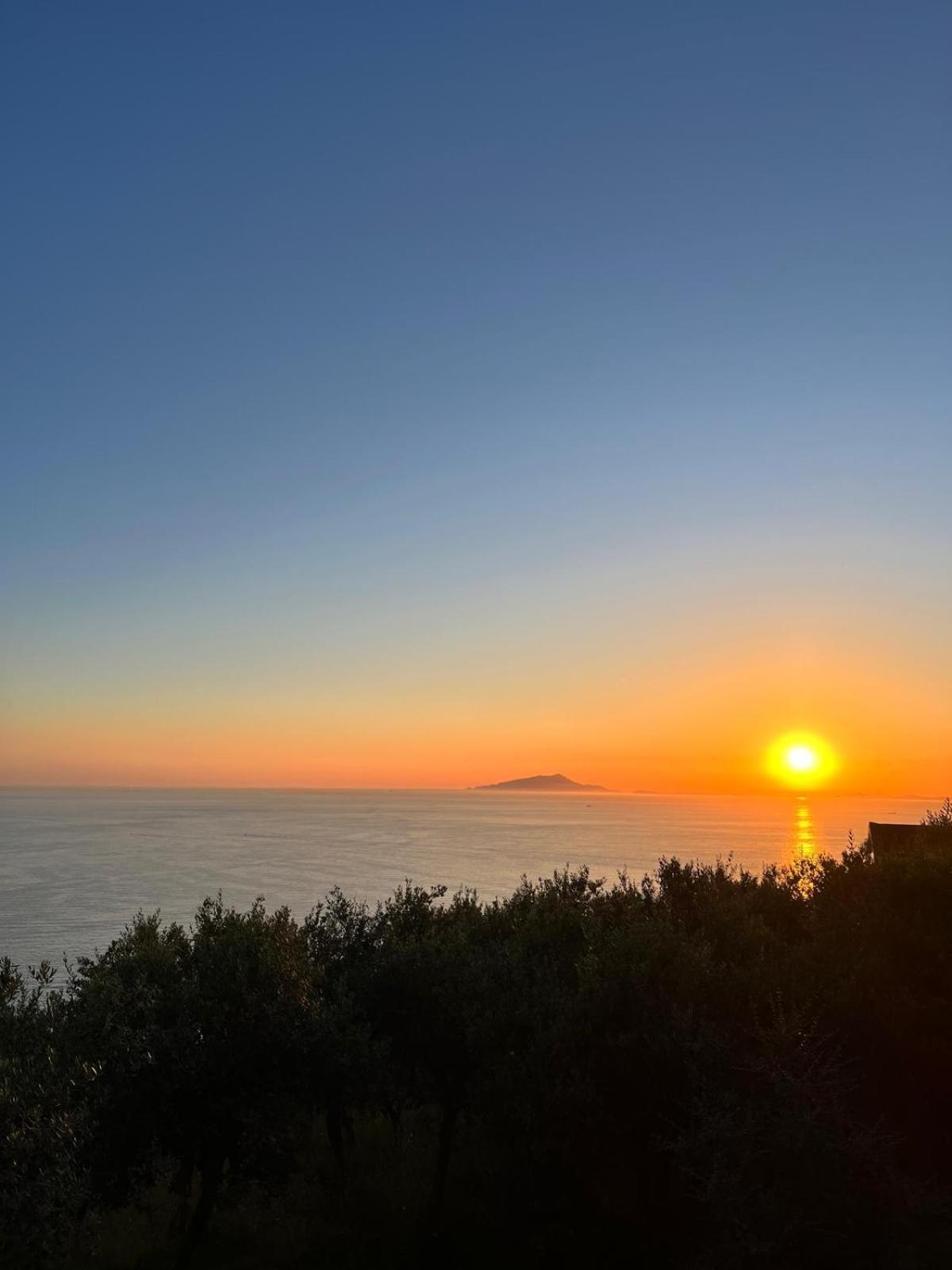 Elisabeth Seaview Apartments Sorrento Coast Vico Equense Exterior foto