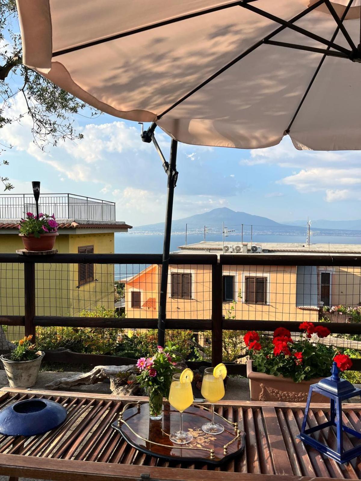 Elisabeth Seaview Apartments Sorrento Coast Vico Equense Exterior foto